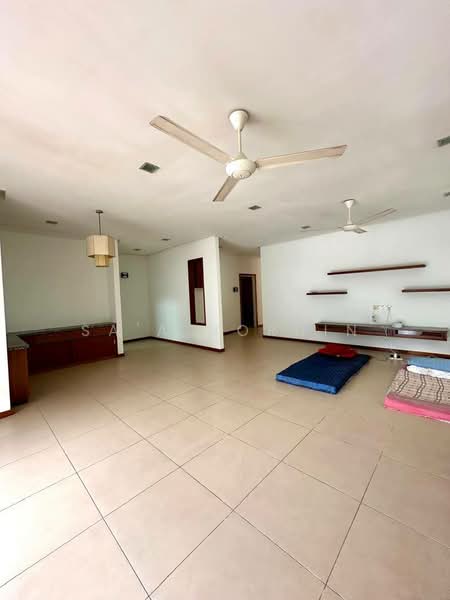 Rumah Banglo untuk Dijual di Sungai Penchala (Kuala Lumpur) - Sa'a Nordin - Living Room - PropertyGuru.com.my