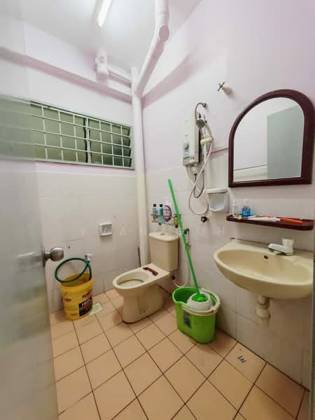 2-storey Terraced House for Sale in Saujana Puchong (Puchong) - Evan Goh - Bathroom - PropertyGuru.com.my