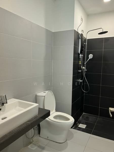 Kondominium untuk Disewa di X2 Residency - Wai Hoe - Bathroom - PropertyGuru.com.my