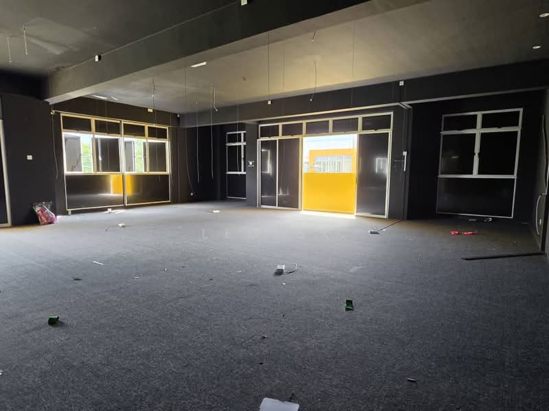 Shop / Office for Rent in Taman Molek (Johor Bahru) - Leo SK - PropertyGuru.com.my