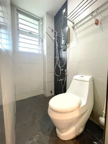 Rumah Teres 2 Tingkat untuk Disewa di Johor Bahru (Johor) - Joe Loh - Bathroom - PropertyGuru.com.my
