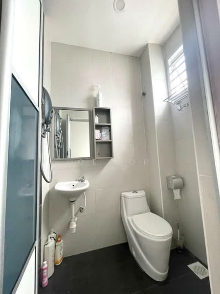 Rumah Teres 2 Tingkat untuk Disewa di Johor Bahru (Johor) - Joe Loh - Bathroom - PropertyGuru.com.my