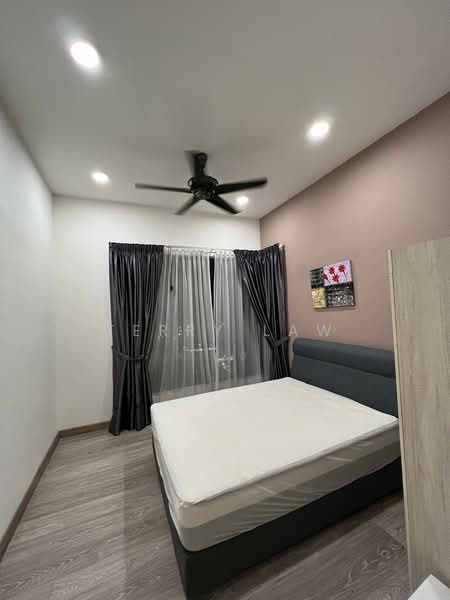 Service Residence for Sale at South View - Terry Law - Bedroom - PropertyGuru.com.my