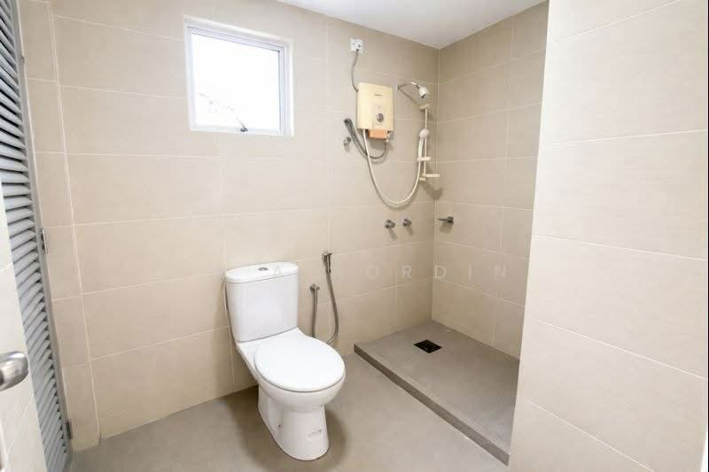 Condominium for Sale at Sri TTDI - Sa'a Nordin - Bathroom - PropertyGuru.com.my