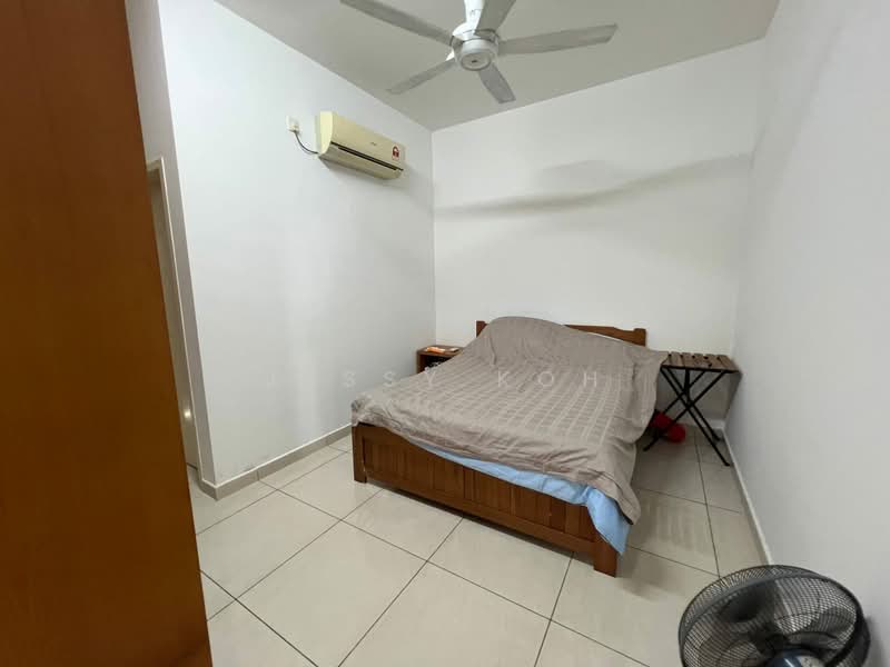Semi-Detached House for Rent in Setia Tropika (Johor Bahru) - Jessy Koh - Bedroom - PropertyGuru.com.my