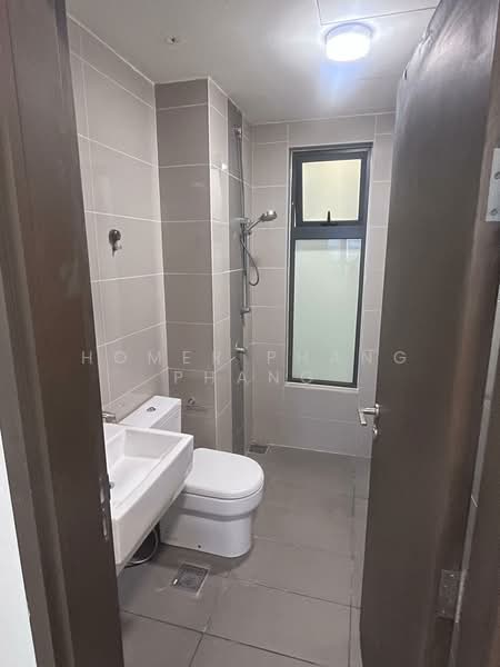 Service Residence for Rent at Seventeen Mall & Residences (Biji Living) - Homer Phang Phang - Bathroom - PropertyGuru.com.my