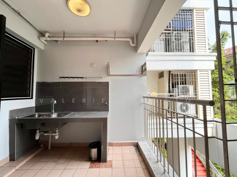 Kondominium untuk Dijual di Kiaramas Sutera - Valerie Arnesto - Wet Kitchen - PropertyGuru.com.my