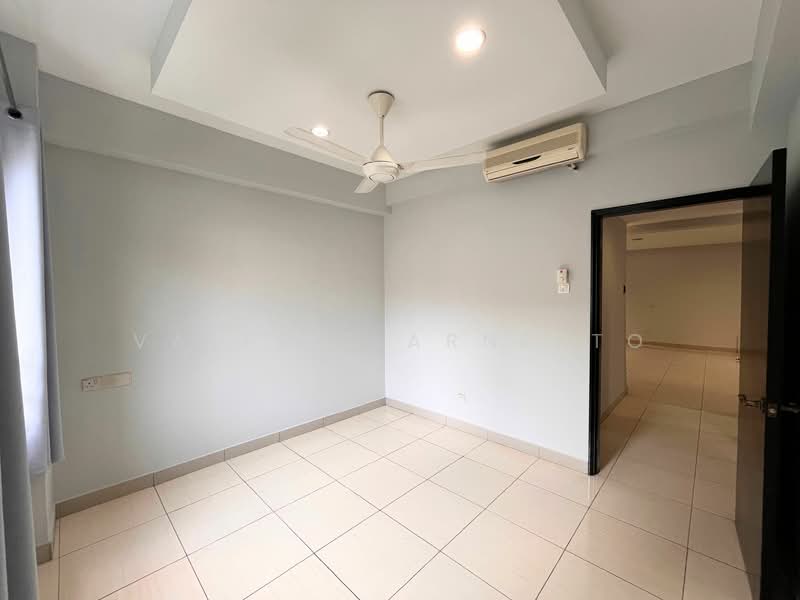 Kondominium untuk Dijual di Kiaramas Sutera - Valerie Arnesto - Bedroom 2 - PropertyGuru.com.my
