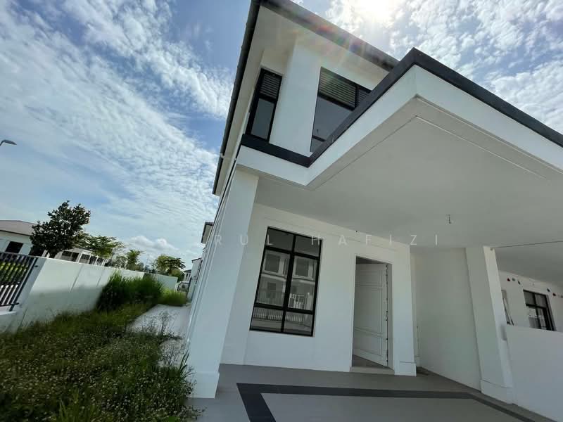 Rumah Teres 2 Tingkat untuk Dijual di Eco Grandeur (Puncak Alam) - Shahrul Hafizi - Exterior - PropertyGuru.com.my