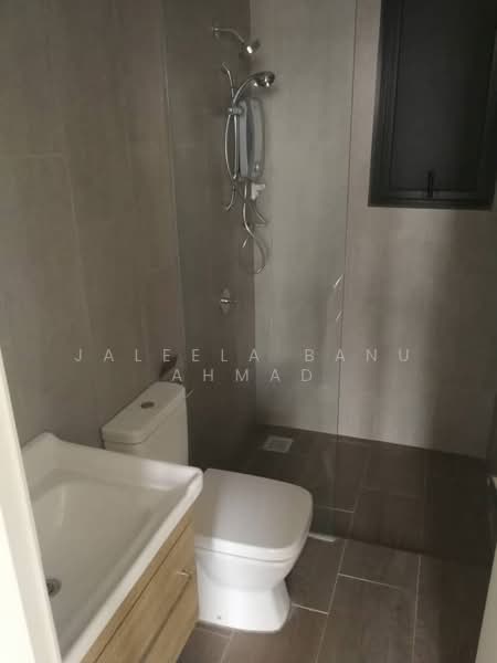 Servis Apartment untuk Dijual di Geo Bukit Rimau - Jaleela Banu Ahmad - Bathroom - PropertyGuru.com.my