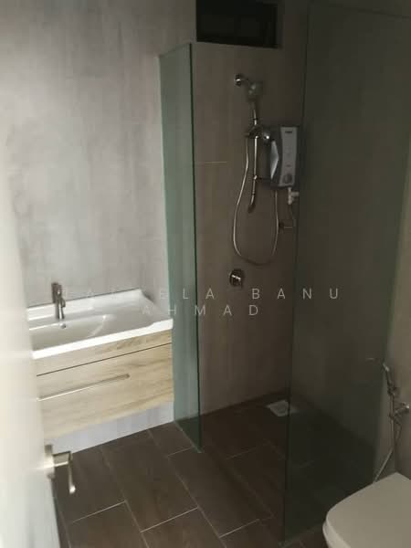Servis Apartment untuk Dijual di Geo Bukit Rimau - Jaleela Banu Ahmad - Bathroom - PropertyGuru.com.my