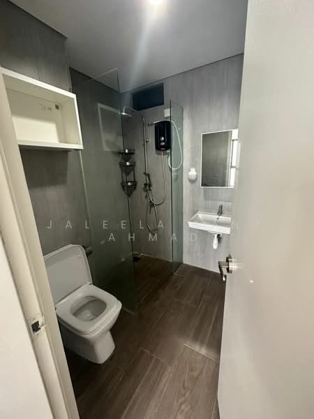 Servis Apartment untuk Dijual di Geo Bukit Rimau - Jaleela Banu Ahmad - Bathroom - PropertyGuru.com.my