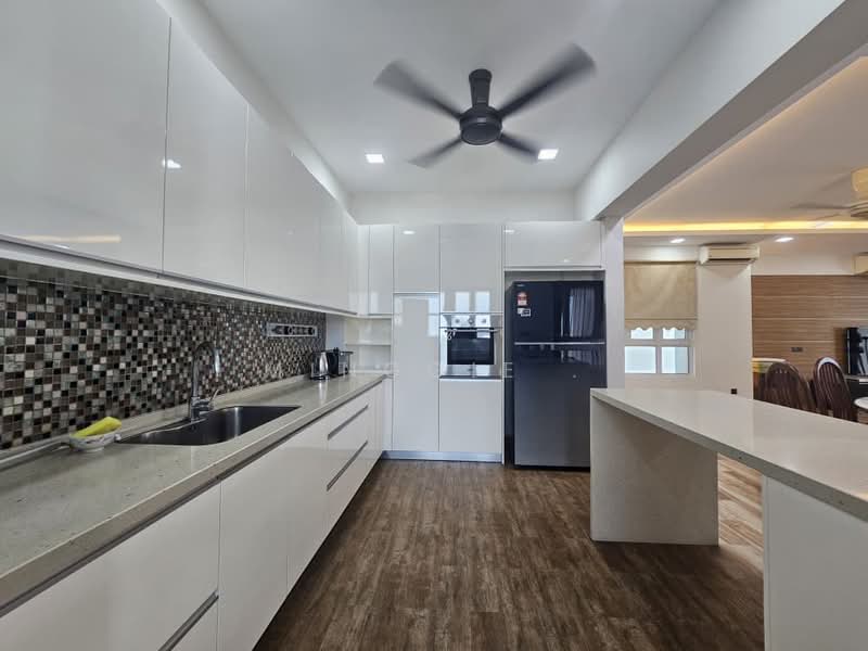 Condominium for Rent at Platino Condominium - Minggie . - Kitchen - PropertyGuru.com.my