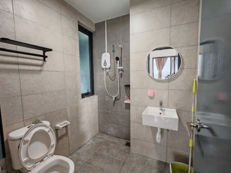 Servis Apartment untuk Disewa di Aera Residence - Tess Tan - Bathroom - PropertyGuru.com.my