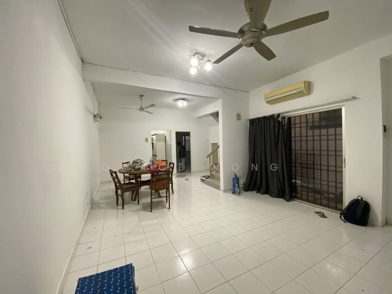 Rumah Teres 2 Tingkat untuk Dijual di PJS 3, Taman Medan Baru (Petaling Jaya) - Grace Wong - Living Room - PropertyGuru.com.my