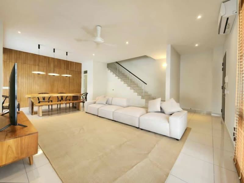 Rumah Teres 2 Tingkat untuk Dijual di Johor Bahru (Johor) - Kelvin Chee - Living Room - PropertyGuru.com.my