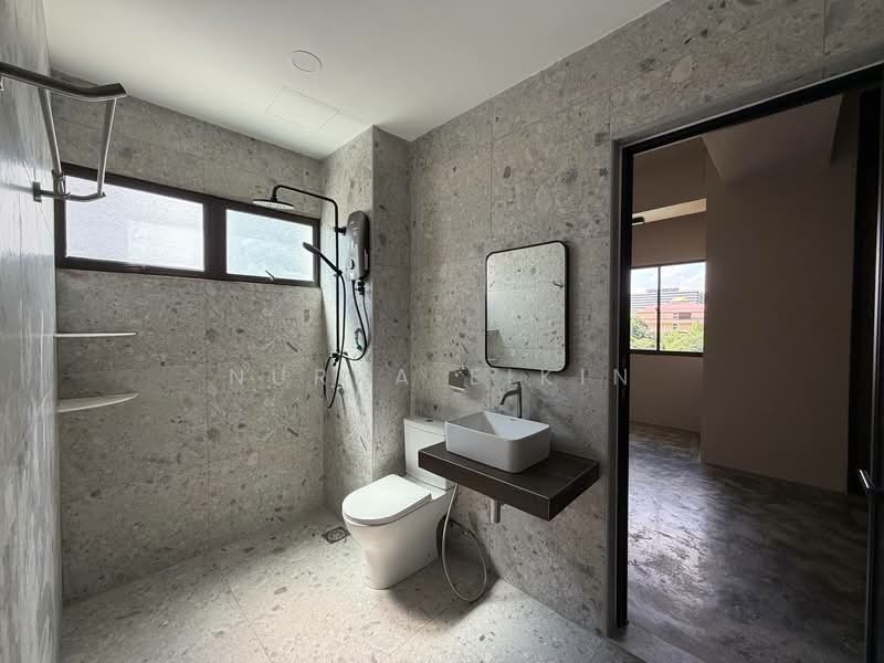 Condominium for Rent at Antah Tower - Nurra Eikin - Bathroom - PropertyGuru.com.my