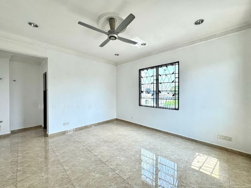 Semi-Detached House for Sale in Subang Alam (Shah Alam) - muharni sawarin - Living Room - PropertyGuru.com.my