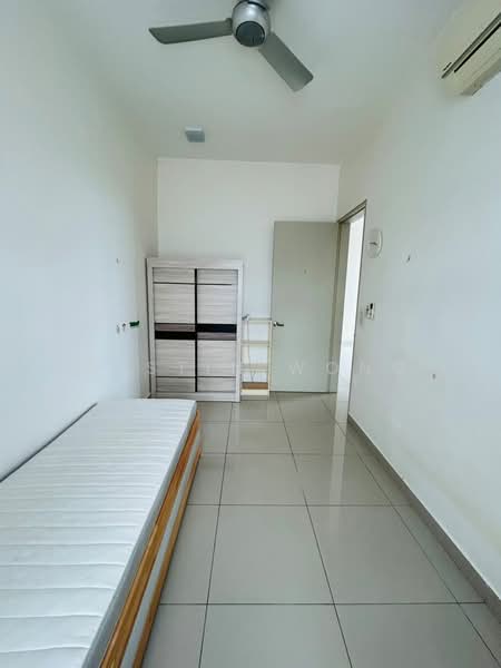 Service Residence for Sale at D'Aman Residences @ Puchong - Austin Wong - Bedroom - PropertyGuru.com.my