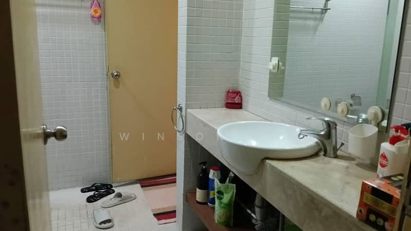 Kondominium untuk Disewa di 10 Semantan Suites - Winson Ng - Bathroom - PropertyGuru.com.my