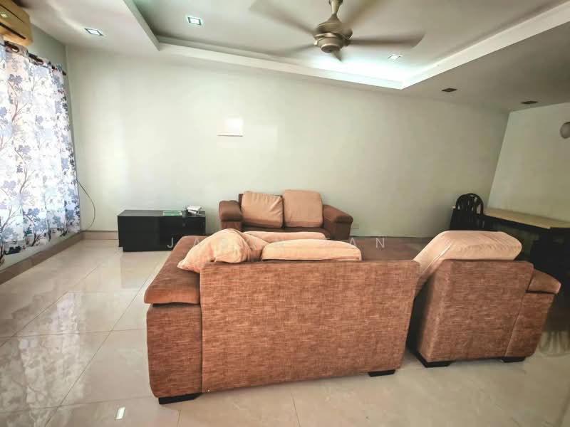Rumah Teres 2 Tingkat untuk Disewa di TAMAN PUCHONG UTAMA (Puchong) - Jason Tan - Living Room - PropertyGuru.com.my