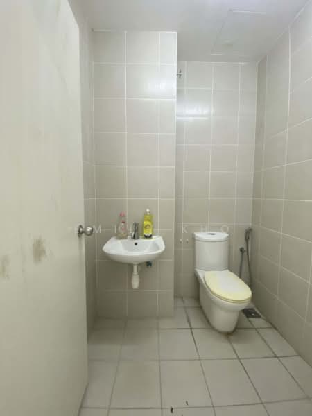 Rumah Bandar untuk Dijual di Shah Alam (Selangor) - Emily Kho - Bathroom - PropertyGuru.com.my