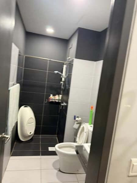 Kondominium untuk Disewa di X2 Residency - JY Kam - Bathroom - PropertyGuru.com.my