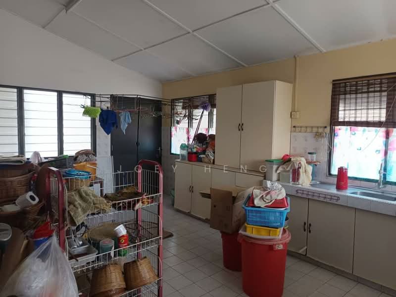 Bungalow for Sale in Kampung Lobak (Seremban) - Joey Heng - Kitchen - PropertyGuru.com.my
