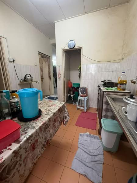 1-storey Terraced House for Sale in Saujana Puchong (Puchong) - Nazrin Hakimin - Kitchen - PropertyGuru.com.my
