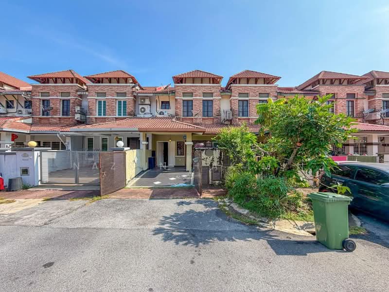 2-storey Terraced House for Sale in Bandar Nusaputra (Puchong) - Nazrin Hakimin - Exterior - PropertyGuru.com.my