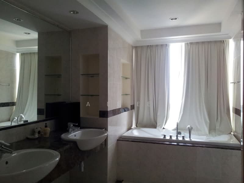 Kondominium untuk Dijual di The Cove Condominium - A Ee Ee - Bathroom - PropertyGuru.com.my