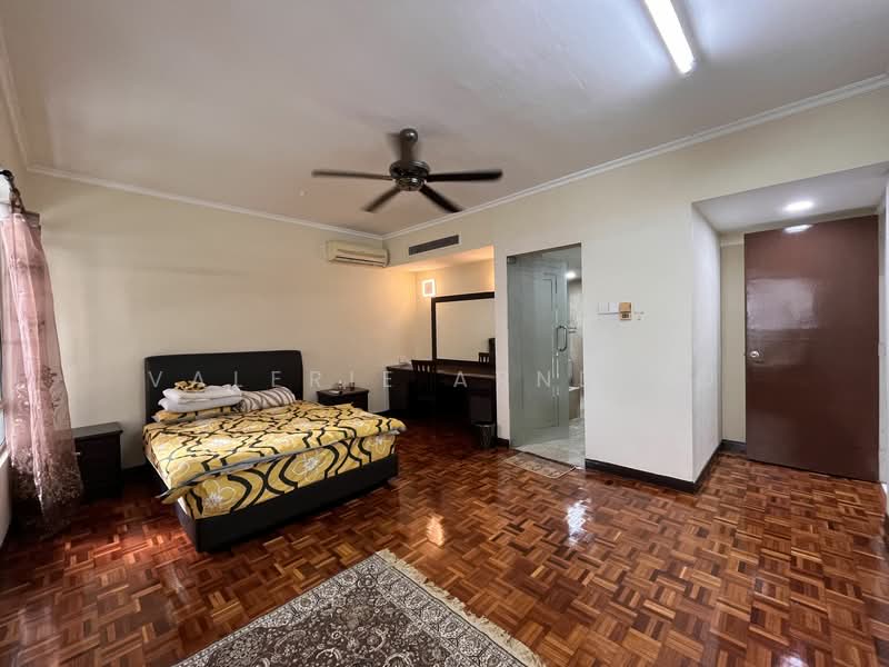 Condominium for Sale at 202 DC (Desa Cahaya) - Valerie Arnesto - Bedroom - PropertyGuru.com.my