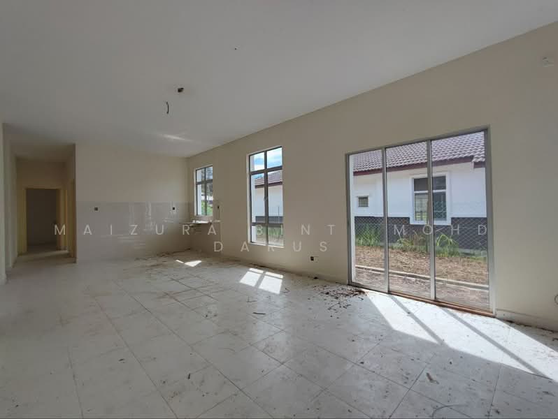Rumah Banglo untuk Dijual di Mahkota Hills (Lenggeng) - Maizura binti Mohd Darus - Kitchen - PropertyGuru.com.my