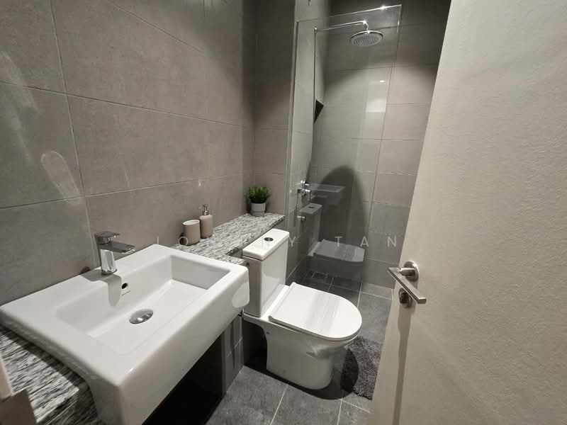 Townhouse for Sale in Bandar Sri Damansara (Selangor) - Johnny Tan - Bathroom - PropertyGuru.com.my