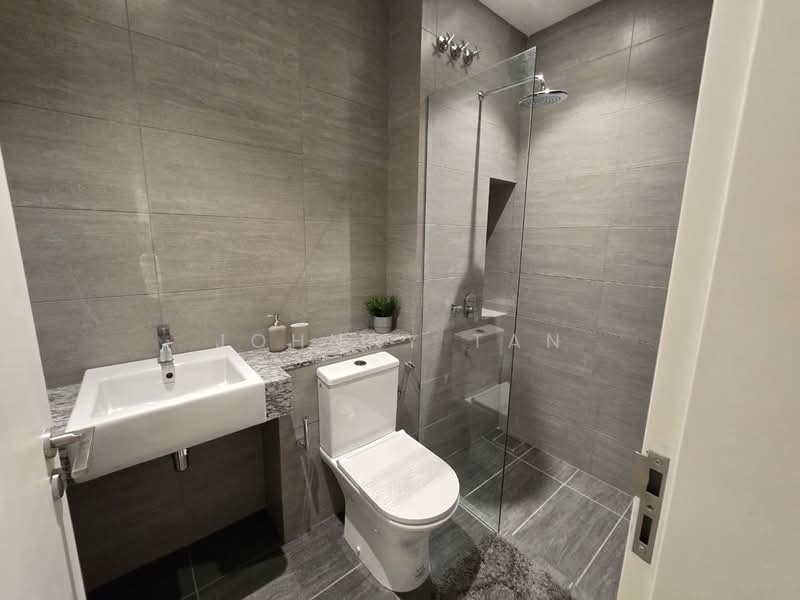 Townhouse for Sale in Bandar Sri Damansara (Selangor) - Johnny Tan - Bathroom - PropertyGuru.com.my