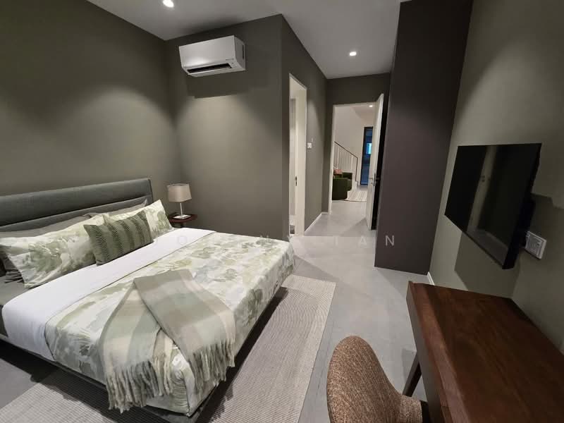 Townhouse for Sale in Bandar Sri Damansara (Selangor) - Johnny Tan - Bedroom - PropertyGuru.com.my