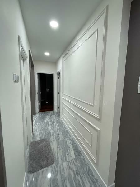 Condominium for Rent at Paraiso Residence @ The Earth - Jaycie Hew - Corridor - PropertyGuru.com.my