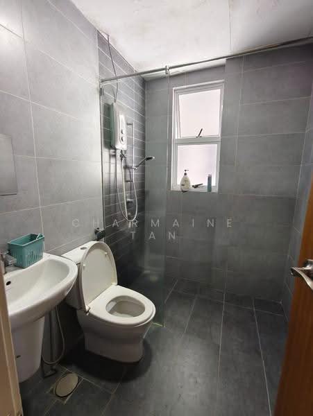 Kondominium untuk Dijual di Green Residence - Charmaine Tan - Bathroom - PropertyGuru.com.my