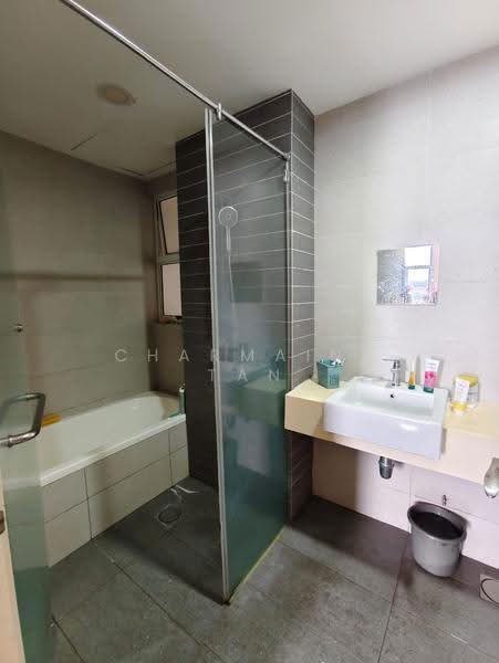 Kondominium untuk Dijual di Green Residence - Charmaine Tan - Bathroom - PropertyGuru.com.my