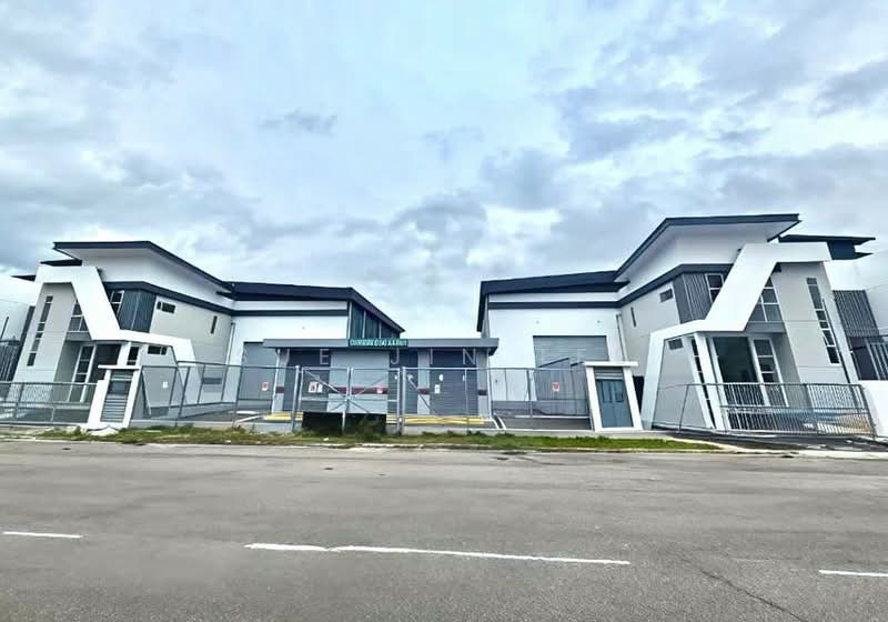 Semi-D Factory for Rent in Kulai (Johor) - Sue Jin Tee - Exterior - PropertyGuru.com.my