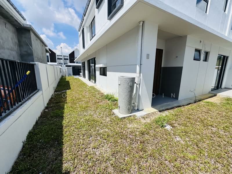 Rumah Berkembar untuk Dijual di Elmina (Shah Alam) - Mohammad Din Majid - Exterior - PropertyGuru.com.my