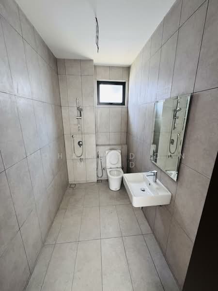 Rumah Berkembar untuk Dijual di Elmina (Shah Alam) - Mohammad Din Majid - Bathroom - PropertyGuru.com.my