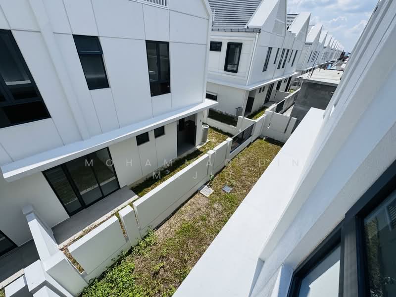 Rumah Berkembar untuk Dijual di Elmina (Shah Alam) - Mohammad Din Majid - Exterior - PropertyGuru.com.my