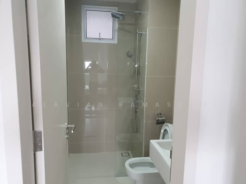 Service Residence for Sale at Southbank Residence - Alavian Ramasamy - Bathroom - PropertyGuru.com.my