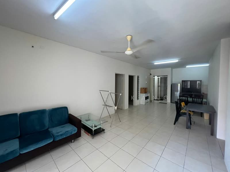 Condominium for Sale at Platinum Lake PV 13 - Ling Zi Kang - Living Room - PropertyGuru.com.my