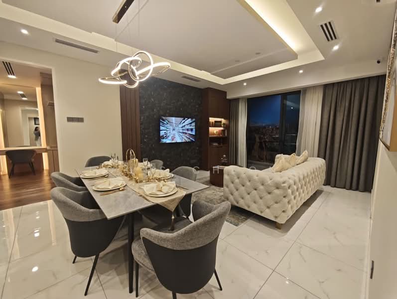Servis Apartment untuk Dijual di Times Square 2 - Louis Cheong - Dining Room - PropertyGuru.com.my