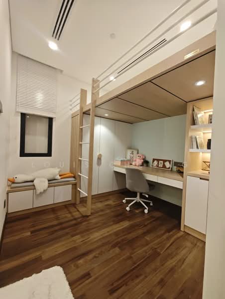 Servis Apartment untuk Dijual di Times Square 2 - Louis Cheong - Bedroom - PropertyGuru.com.my