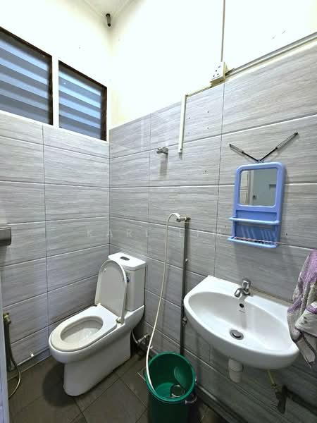 2-storey Terraced House for Sale in Taman Johor Jaya (Johor Bahru) - Karl Lim - Bathroom - PropertyGuru.com.my