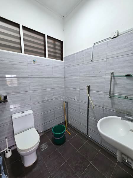 2-storey Terraced House for Sale in Taman Johor Jaya (Johor Bahru) - Karl Lim - Bathroom - PropertyGuru.com.my