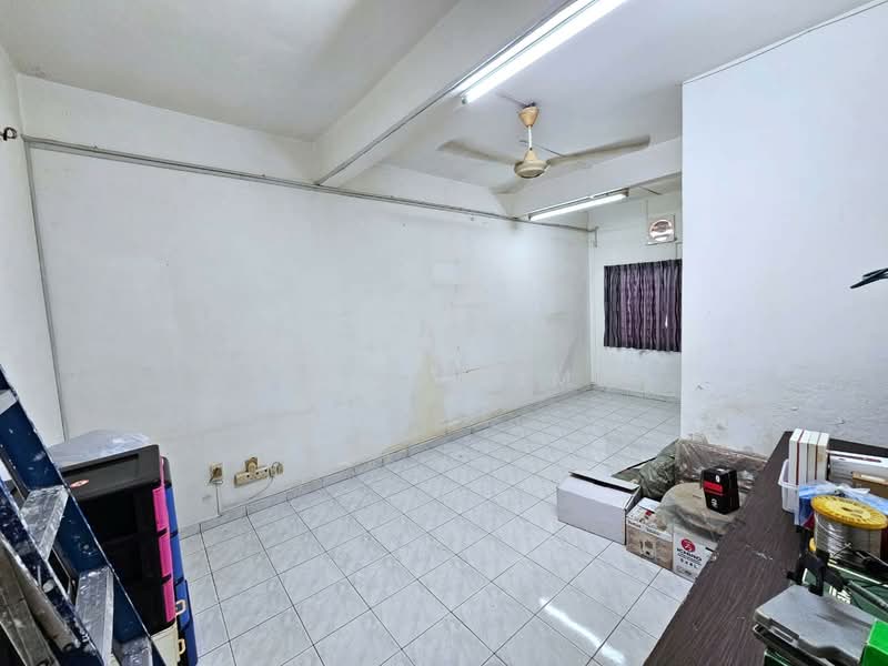 2-storey Terraced House for Sale in Taman Johor Jaya (Johor Bahru) - Karl Lim - Interior - PropertyGuru.com.my